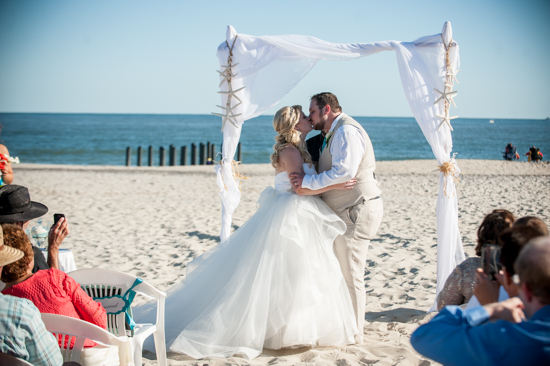 NJ wedding Photographer - Marisa and Jeffrey's Wedding at The Lobster House