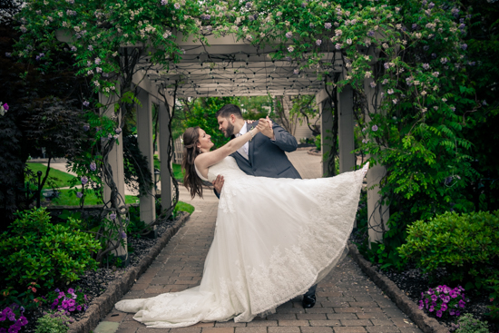 NJ Wedding Photographer - Christina and Rob's Wedding at Scotland Run