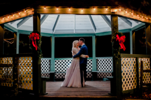 Snithville Inn wedding photos