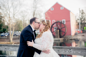 Smithville Inn wedding photos