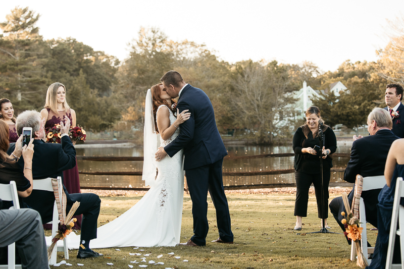 Smithville Inn wedding photos