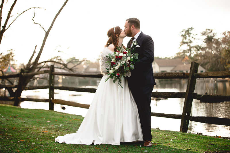 Smithville Inn Wedding Photos