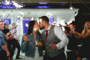 classic and traditional wedding photos
