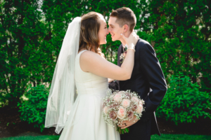 Clarks Landing Yacht Club Wedding Photos - Alex and Jordan