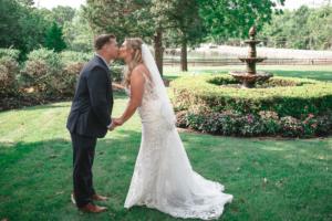 Smithville Inn Wedding Photos