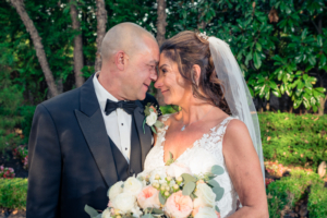 Wonderful South Gate Manor Wedding Photos