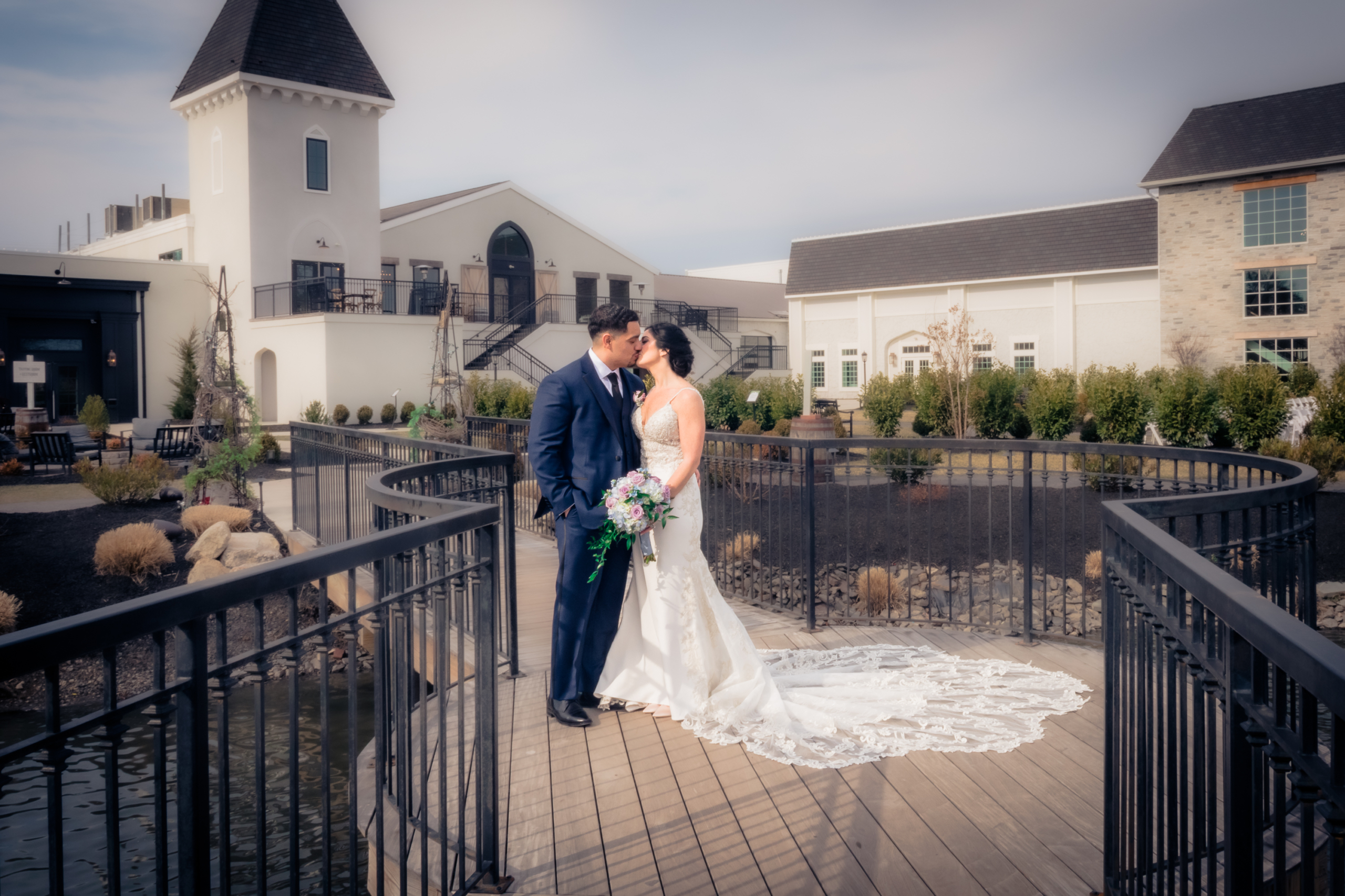 Renault Winery Wedding Photos - newlyweds kissing