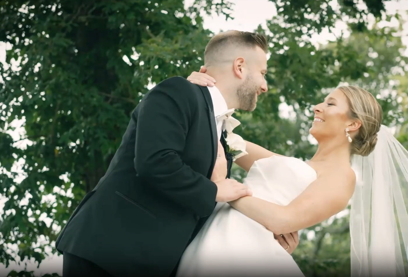 Romantic Wedding Venues NJ: The Mill at Lakeside Manor