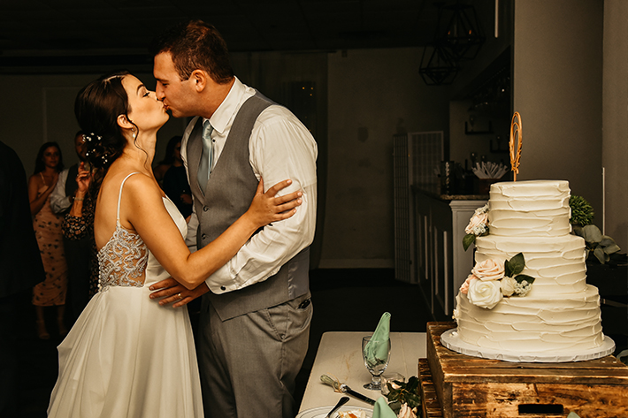 A Feast to Remember at Valleybrook Country Club wedding photos