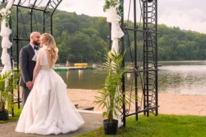 April and Steven's Wedding Photography at Lake Valhalla Club