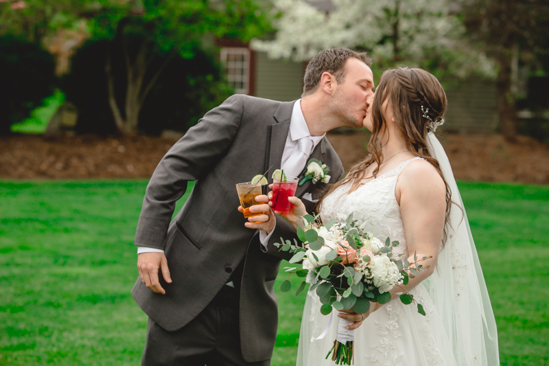 Newlyweds at Stroudsmoor Country Inn