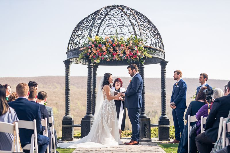 Ceremony at Stroudsmoor Country Inn wedding photos