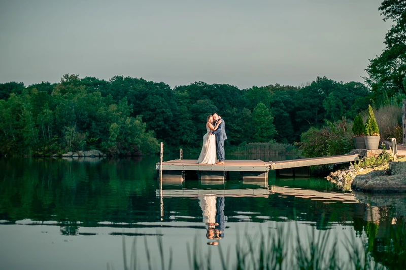 Romance on the Dock Rock Island Lake Club wedding photos