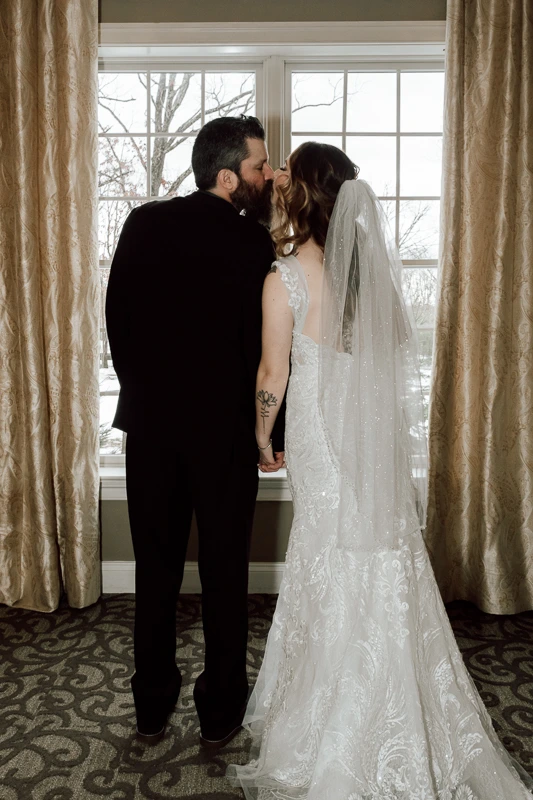 A Cozy Indoor Moment at Sand Springs Country Club wedding photos