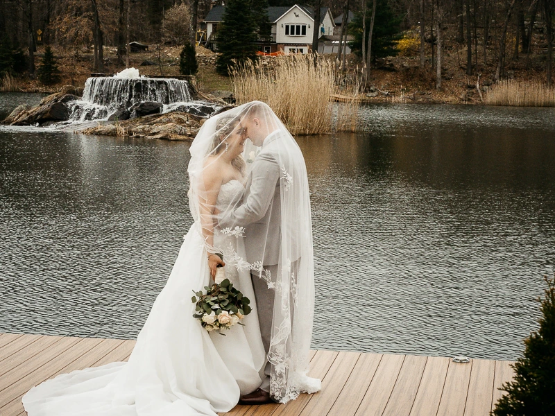 Newlyweds at Rock Island Lake Club wedding photos