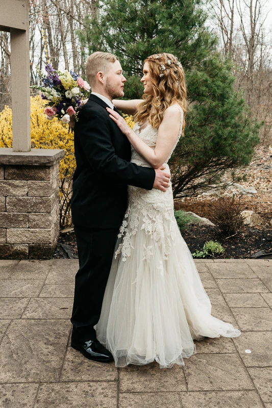 Lost in the Moment at Sand Springs Country Club wedding photos