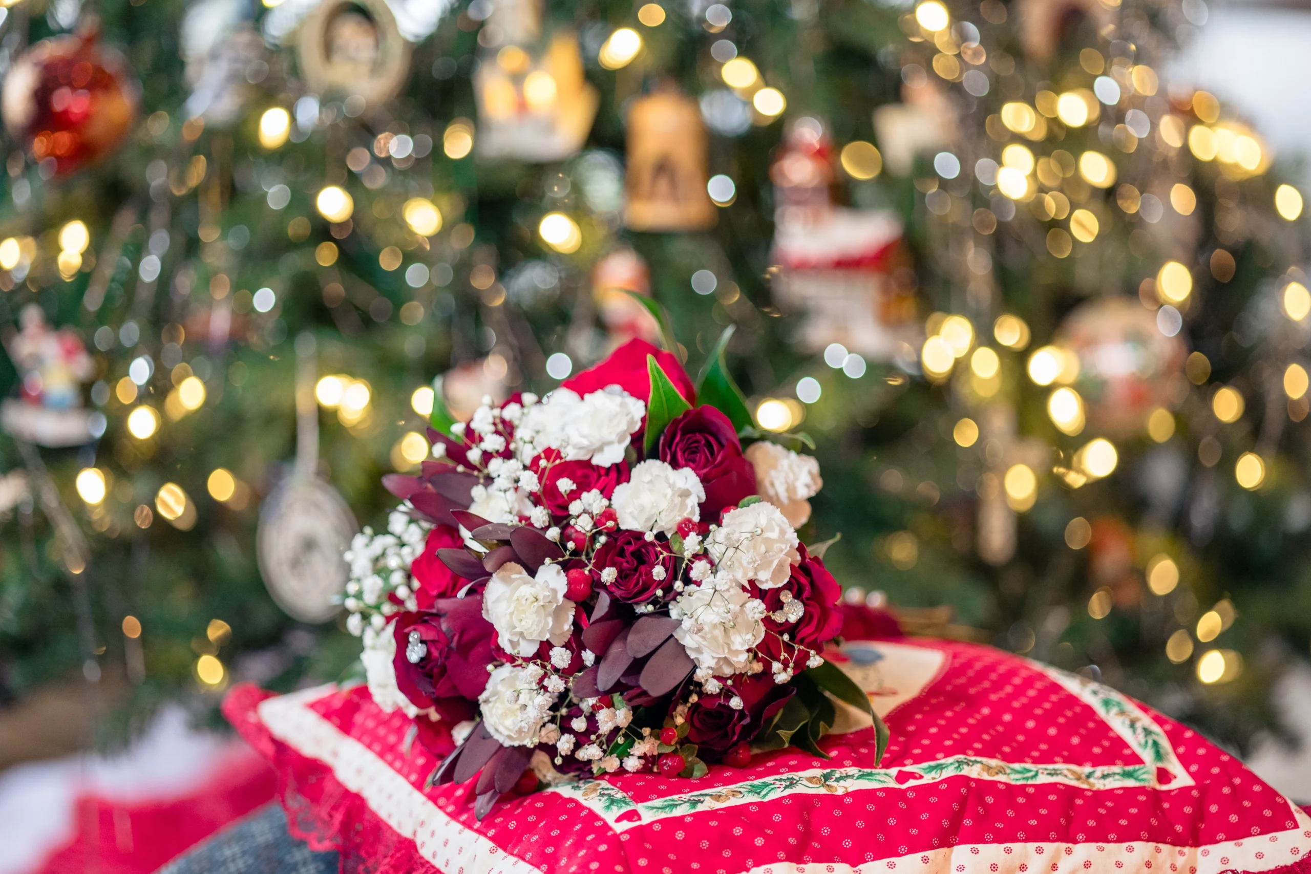 Hello Festive Vibes