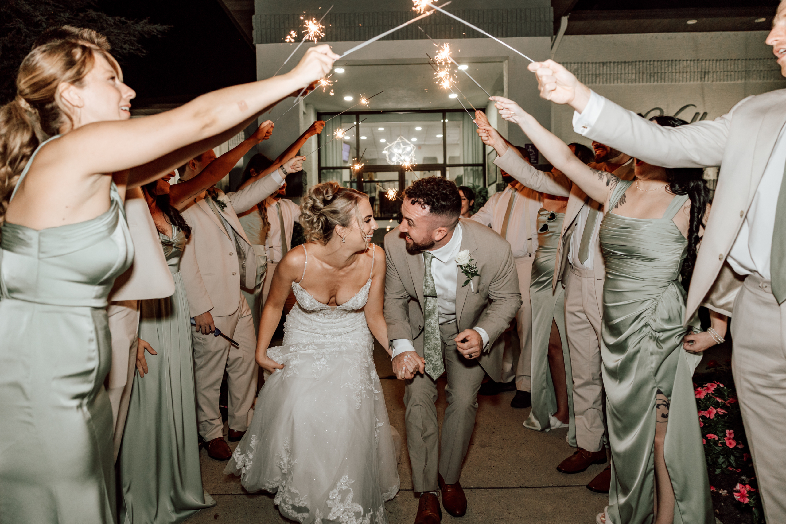 Vallyebrook Country Club Wedding Photo