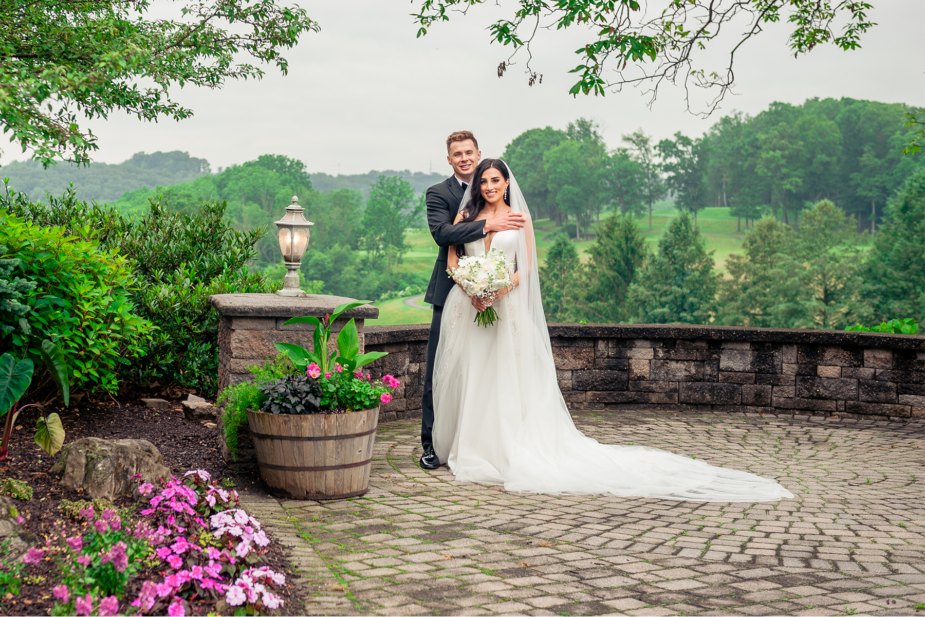 classic and traditional wedding photos and videos