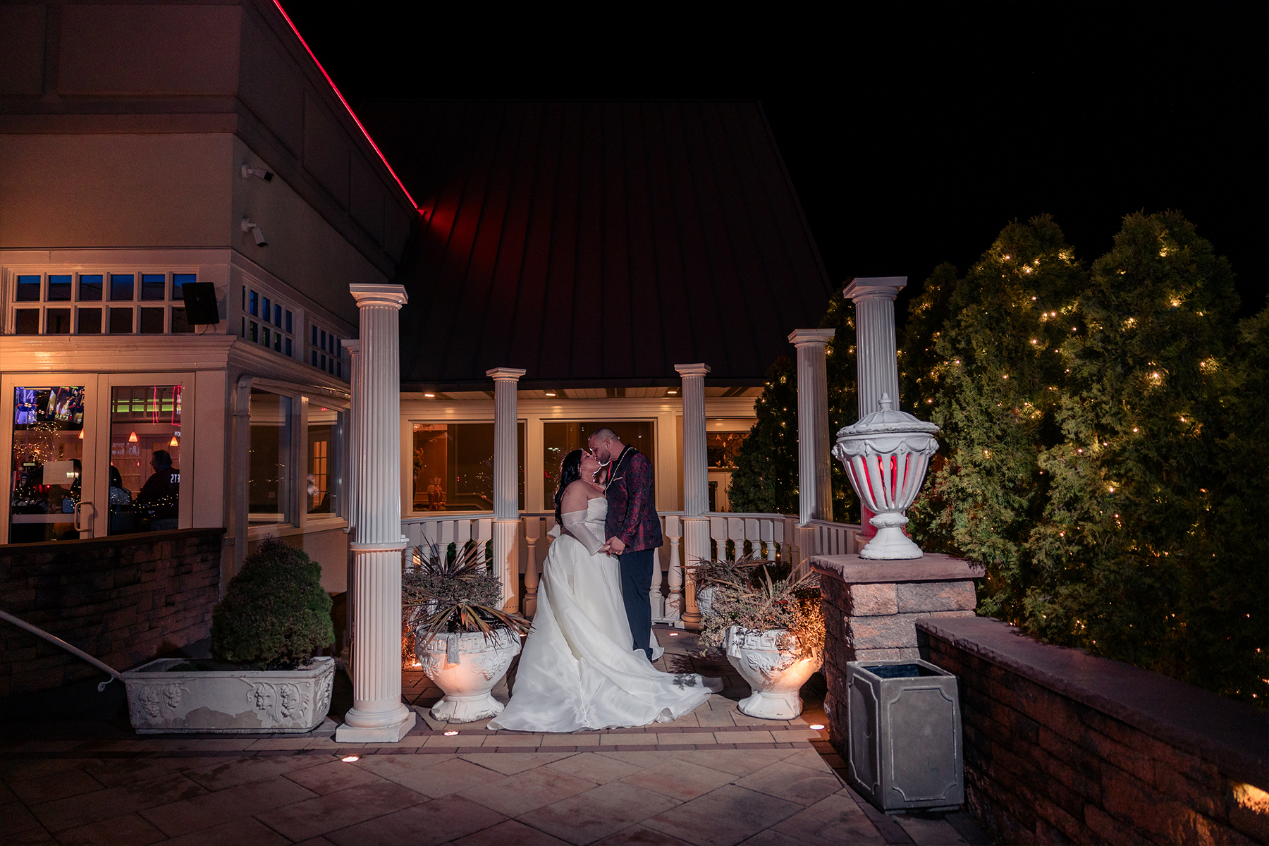 adelphia wedding photos and videos outside